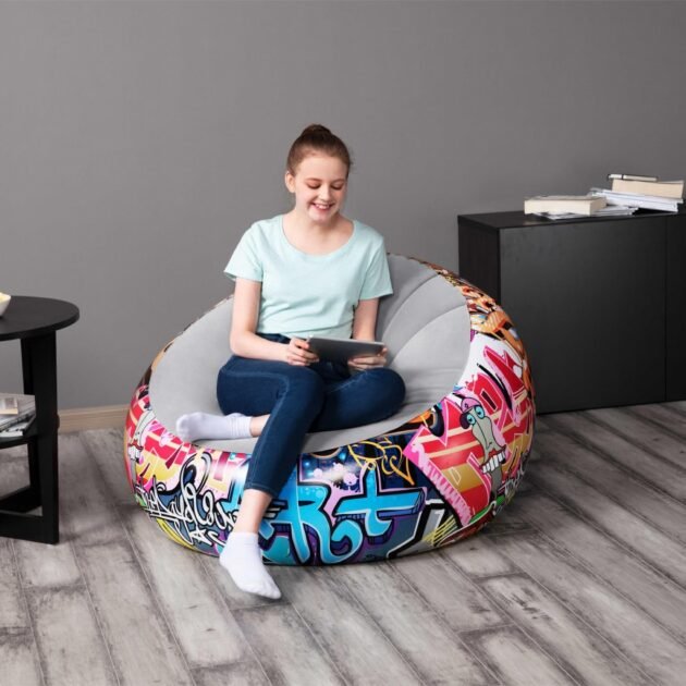 أريكة هوائية مريحة بتصميم شبابي أنيق وعصري قابلة للنفخ بسهولة Fauteuil Gonflable Graffiti Soft Top 112 x 112 x 66cm Bestway#75075