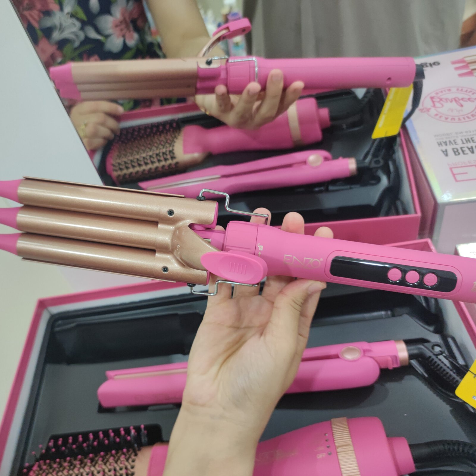 Pack Enzo Barbie 3en1 originale ( brosse + lisseur + boucleur ) – Image 5